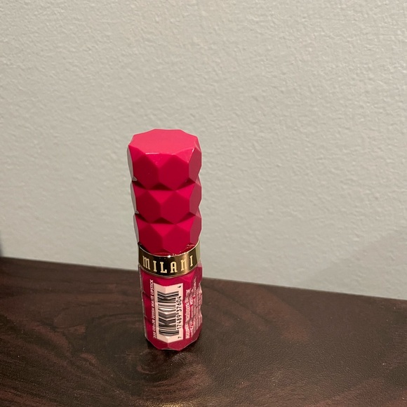NWT Milani Color Fetish Matte Lipstick 350 Fleur - Picture 2 of 4